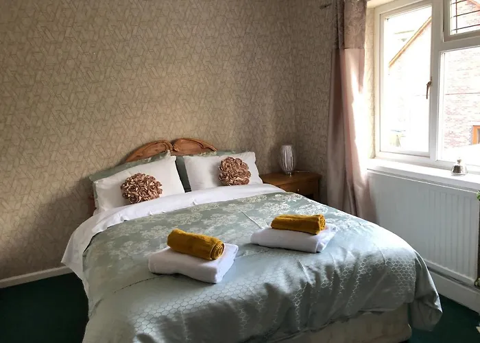 3-Bed House Waterfall Country Brecon Beacons